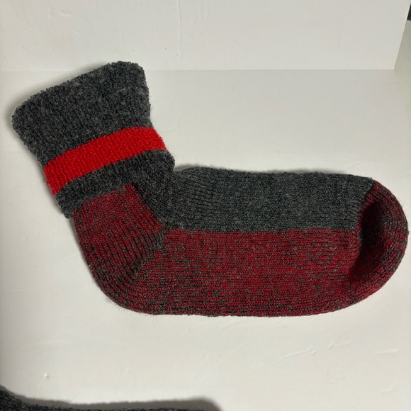 Thick Winter Socks red gray hunting hiking camping NWOT - Picture 2 of 7
